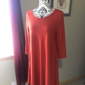 Orange t-shirt dress with pockets